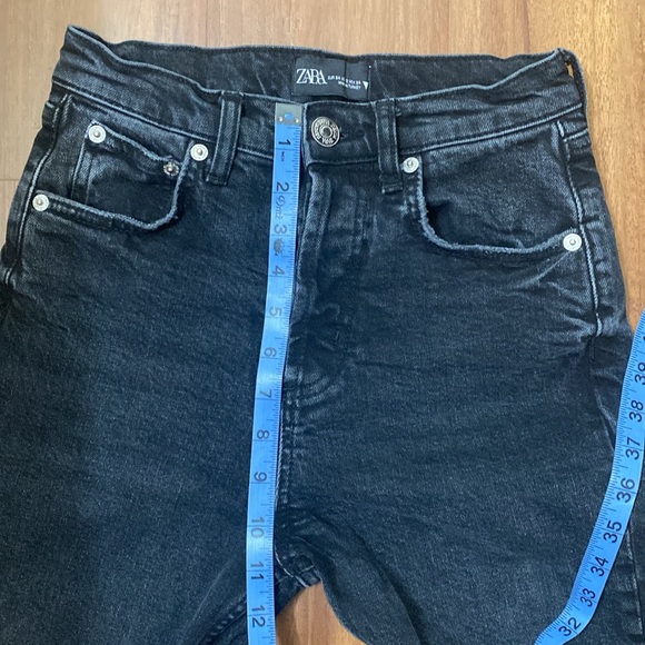 •Zara•High Waist Raw Hem Denim - Picture 10 of 12
